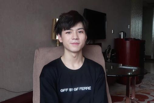 blackace超话杨桐超话@杨桐y因为童年的一件小事,收获了真诚温暖的