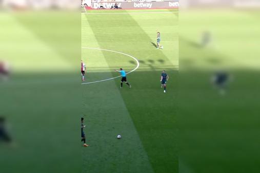 英超直播比赛全程高清免费观看热门球队对决精彩瞬间不容错过