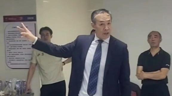  我們始終站在一起！北京男籃G2賽后更衣室實錄