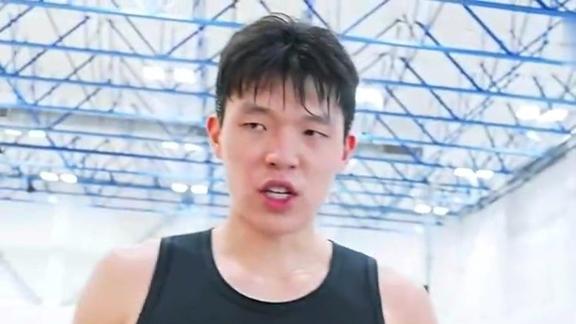 青岛男篮晒杨瀚森赴美vlog:努力训练的一天