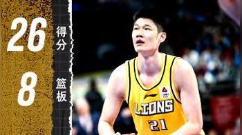 双拳难敌四手!胡金秋空砍26分8板已拼尽全力