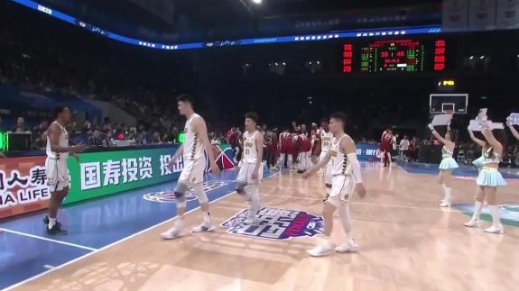 局势明朗？刘炜：今天胜负手在于周琦的登场时间