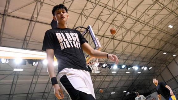 曾凡博签约哈登同款经纪公司 再度冲击NBA