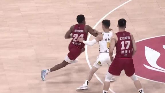 逼出全力琦！纳托尔仙人指路 周琦霸王举鼎暴扣