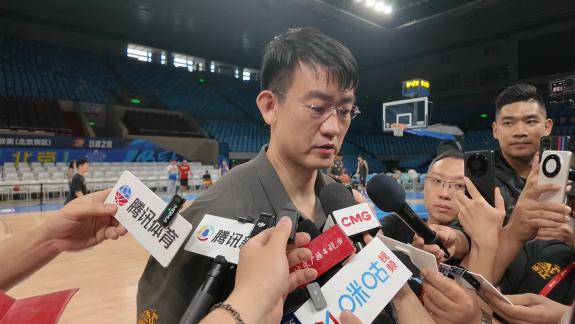 王博：G5包袱过重已调整心态 抛开比分尽力拼