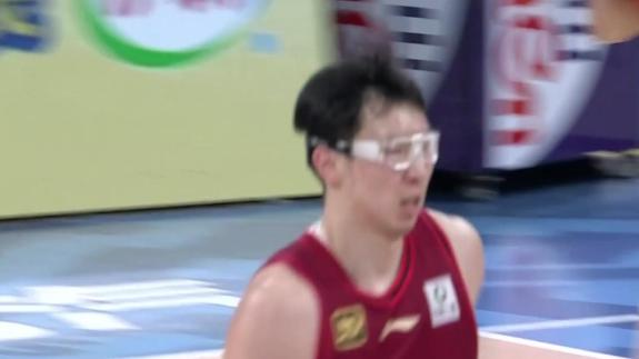 逼出最强大魔王！周琦直杀禁区暴力隔扣朱俊龙