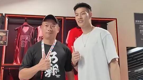 朱俊龍to林秉圣：把我的微信推給臺妹們