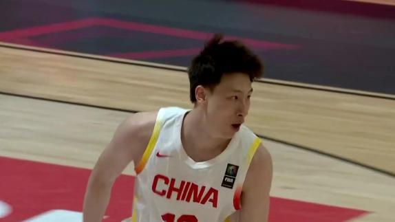  巧妙配合！朱正擊地順下 郇斯楠雙手炸扣