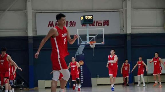  中国男篮启程前往欧洲 两周拉练打四场热身赛