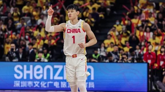 与伤病对抗！小曾积极康复 近期状态不错