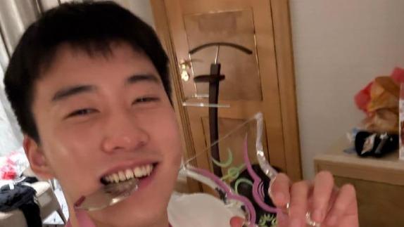 臭美跟樱木一样!王俊杰东北腔模仿郭士强夸自己