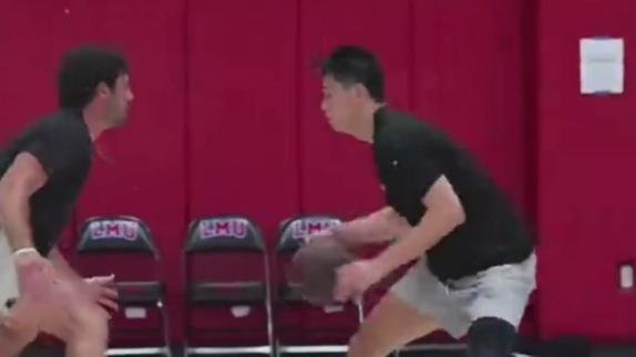 对抗上强度!崔永熙康复视频:3v3单打西甲主力