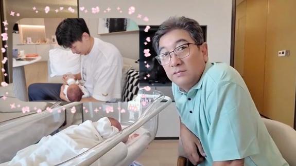 岳父水均益给带娃！邹阳妻子水亦诗坐月子vlog
