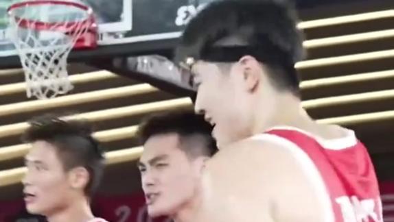 全场压着打！FIBA分享中国U23三篮vs美国集锦