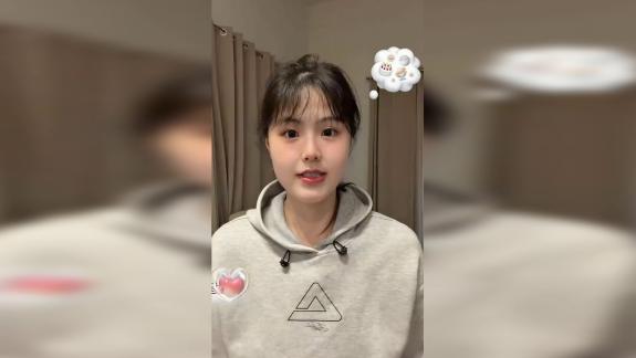场上A姐秒切小宝！李月汝手势舞可爱爆了