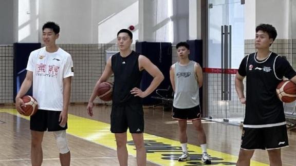 久违的同框！赵睿胡明轩回归广东全运队开始备战