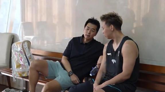  放弃NBA？南京队经理王震：郭昊文拒绝了活塞合同