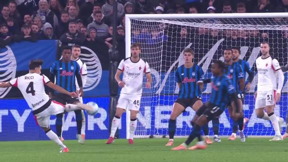 闪击！里奇接二点凌空抽射 球经埃德森折射入网