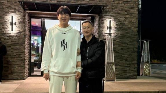  刘维伟发文鼓励小杨：外界声音是督促你每天进步