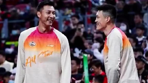 周鹏：和易建联有联系 他比运动员时期还健康