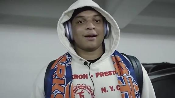 洛夫顿抵达上海：助球队夺冠 在让自己变更好