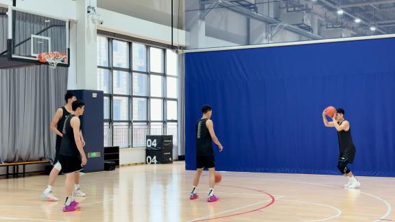  休赛期加练了投篮？陈国豪三分定点投篮25中19