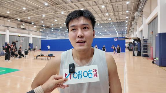  想赢得同曦信任！黄荣奇：近两年波折让自己成熟