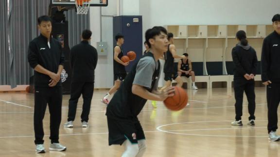 跟随镜头欣赏！徐杰定点+五角移动投篮全纪录