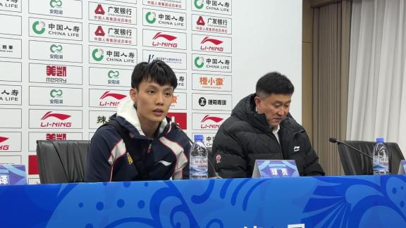 杜锋：萨姆纳手续没办完 王洪泽年轻人好好打球