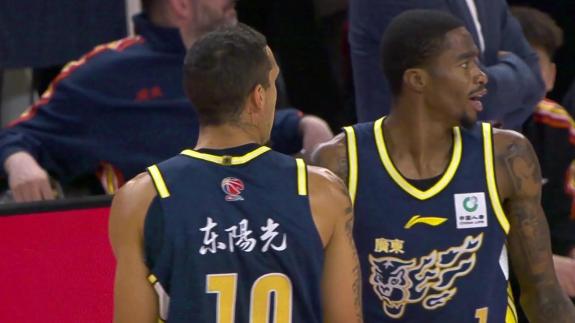 你让杜导很为难！奎因运到脚面失误上演五大囧