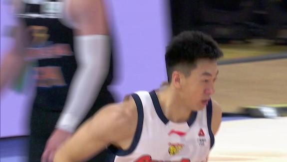  条哥慢慢飞！奎因妙传连线 助飞王少杰双手暴扣