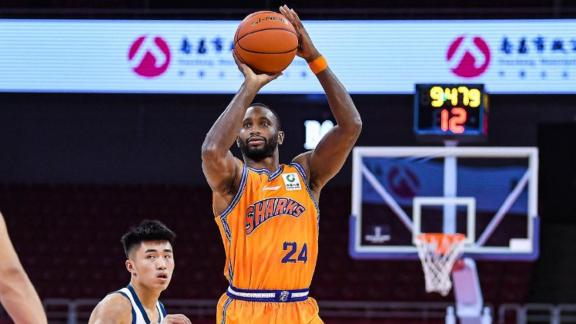 弗格：期待发挥老将作用 家人们很快会来上海