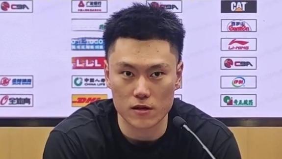  李弘权：进入状态有点慢 但大家团结拼了下来