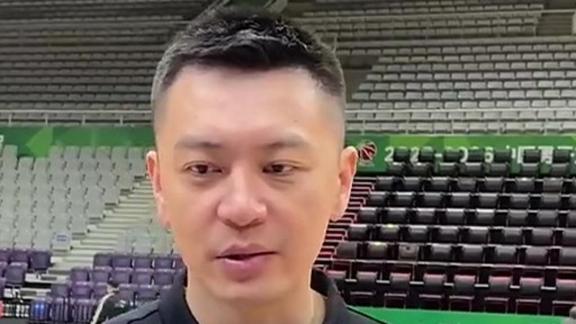 杨鸣：广厦阵容顶级 十分钟一节什么都可能发生