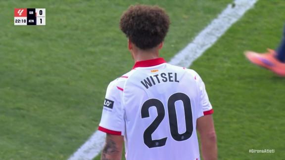 维特塞尔禁区射门 奥布拉克反应神速将球扑出