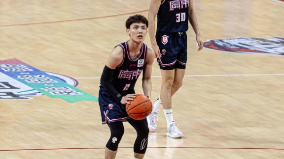 徐杰17+6+6 广东力克青岛迎4连胜