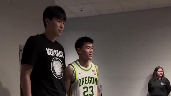 杨瀚森现场观战林葳！握手合影相互加油鼓劲