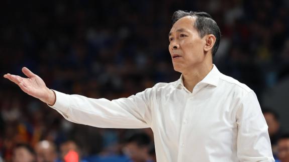 许利民： 正在谈判新外援 赛前告诉队员尊重对手