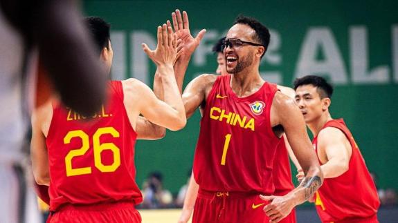 李凯尔辟谣：没有更改国籍 如需要能继续效力