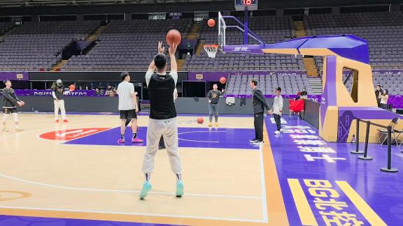 绝杀位再熟悉熟悉！朱松玮踩场训练加练底角三分