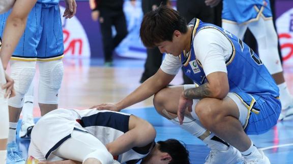  不幸中的万幸！徐杰检查结果 脚踝骨头韧带没事