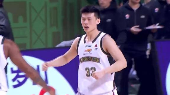 王岚嵚打破质疑！砍21+7+1状态回暖