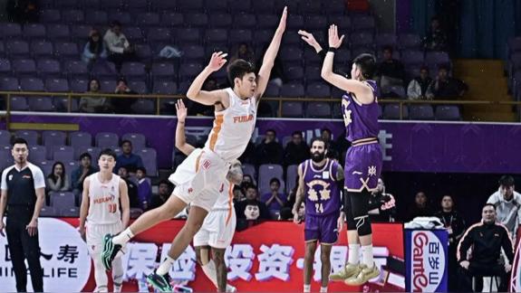  大咖现场视角！曾令旭场边见证廖三宁神奇绝杀