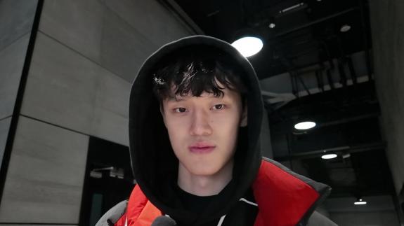  曾凡博：手指暂不能弯曲 自我调整是成长一部分