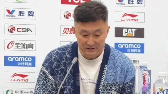  防守端差！杜锋：被对手过掉轻松上篮次数太多