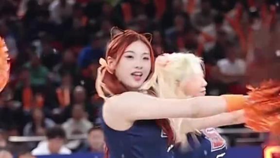 主场9连胜撒花！上海啦啦宝贝超甜美直拍