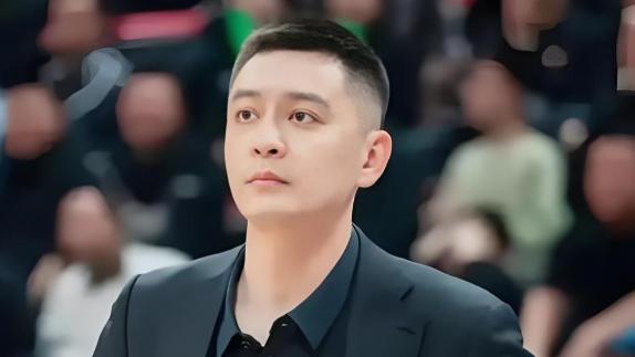  杨鸣：抛开比赛胜负 球员过去几场表现符合预期