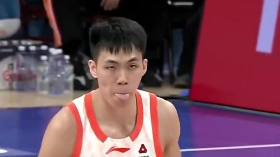  广西超跑！庞铮麟狂砍27分4板 命中5记三分