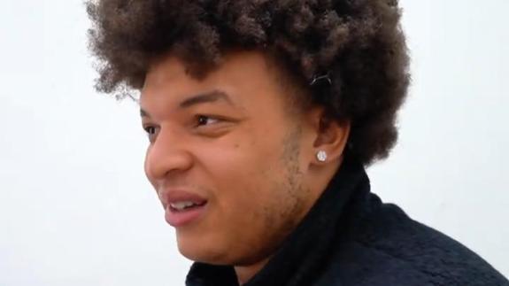  化身吃货！洛夫顿狂炫秃黄油面+清炒虾仁