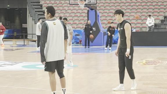  曾凡博训练状态正佳手感火热 对位邱天连续命中